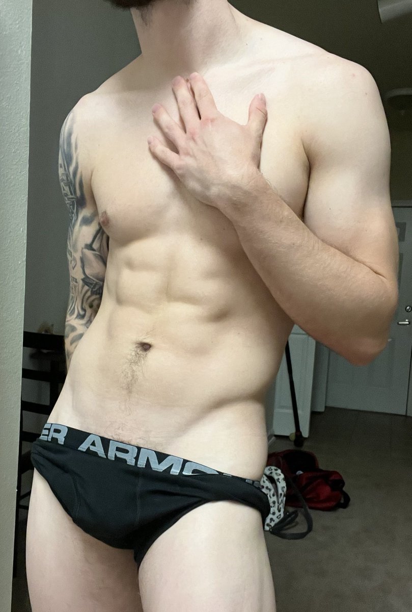 RT if you sleep naked