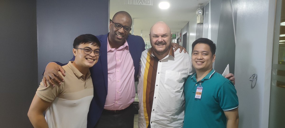 GryphWeb3's tweet image. Team Gryph making moves. Big things are coming to @GryphNFT. Thanks to @TheFinalPitchPH @cnnphilippines John Aguilar Monica Hipolito-Aguilar and Judge John Januszczak for the opportunity. #UBX @UBXph @unionbankph #fintech #fintechph #StartUpPH #startup #startups @mmacon_gryph