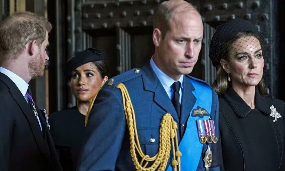 My Royalty Account on Twitter: “Meghan is the oldest person in this photo.”