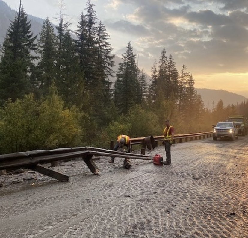 JenDowlingNews's tweet photo. The slide happened Wednesday night.  The Washington State Dept of Transportation says the slide was 15 feet deep in some spots. 

Pics courtesy WSDOT. #mudslides #landslides #mazama #rossdam #wawx #watraffic #weather #fox13 #fox13seattle #foxweather #fox13weather @fox13seattle https://t.co/2hBTYjMOfz