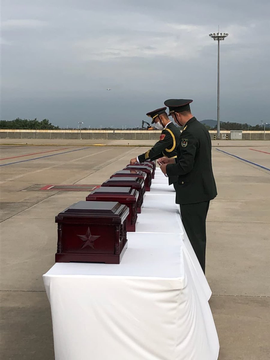 UN_Command's tweet photo. Today, #UNC &amp; NNSC participated in the repatriation of fallen soldiers from the #ChinesePeoplesVolunteers, discovered through the ROK-led #RemainsRecovery effort. Among UNC's myriad responsibilities is notification to our #KPA counterparts &amp; attestation of the repatriation. https://t.co/BkjiWv3U9X
