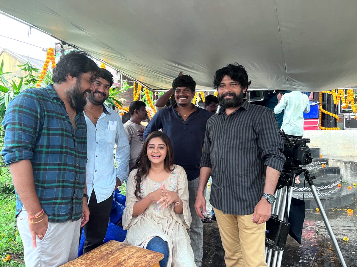 StillSaravananVelusamy (@stillsaravanan) on Twitter photo Actress <a href="/deepshikhaoffi/">deepshikha28</a> with the crew of #RavanaKalyanam from the shooting spot.
<a href="/halcyon_movies/">halcyon_movies</a>
<a href="/MffProductions/">MUDHRA'S FILM FACTORY</a>
<a href="/actorsimha/">Simha</a> <a href="/sandeepmadhav_/">Sandeep Madhav</a> <a href="/reethuofficial/">Reethu Gayathri</a> <a href="/maddhu_kiran/">maddhu kiran</a> <a href="/ReshmiMenonK/">Reshmi Menon</a> #ChammakChandra
<a href="/sharathravii/">Sharath Ravi</a> <a href="/actormaniprabhu/">Actor Manikandaprabhu Senthil</a> <a href="/bhupalraju/">P.V.V.Bhupal Raju</a> <a href="/vjnikki/">SAI NIKITHA</a> <a href="/johnmediamanagr/">A. JOHN- PRO</a> Actress <a href="/deepshikhaoffi/">deepshikha28</a> with the crew of #RavanaKalyanam from the shooting spot.
<a href="/halcyon_movies/">halcyon_movies</a>
<a href="/MffProductions/">MUDHRA'S FILM FACTORY</a>
<a href="/actorsimha/">Simha</a> <a href="/sandeepmadhav_/">Sandeep Madhav</a> <a href="/reethuofficial/">Reethu Gayathri</a> <a href="/maddhu_kiran/">maddhu kiran</a> <a href="/ReshmiMenonK/">Reshmi Menon</a> #ChammakChandra
<a href="/sharathravii/">Sharath Ravi</a> <a href="/actormaniprabhu/">Actor Manikandaprabhu Senthil</a> <a href="/bhupalraju/">P.V.V.Bhupal Raju</a> <a href="/vjnikki/">SAI NIKITHA</a> <a href="/johnmediamanagr/">A. JOHN- PRO</a>