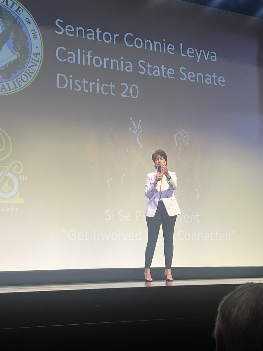 ChaffeyHSTigers's tweet photo. Awesome Si Se Puede event this afternoon! Thank you Senator Leyva for your support of the Chicano Latino Youth Leadership Project!! https://t.co/k7sGvLqLIV