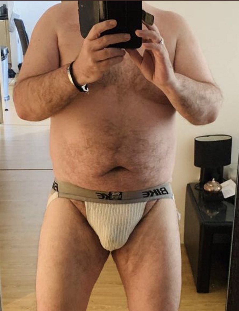 barefunm4's tweet photo. TGIF #JockStrapBear have a fantastic day today everyone 🤍🤍🤍 https://t.co/lBBIcnFAXg