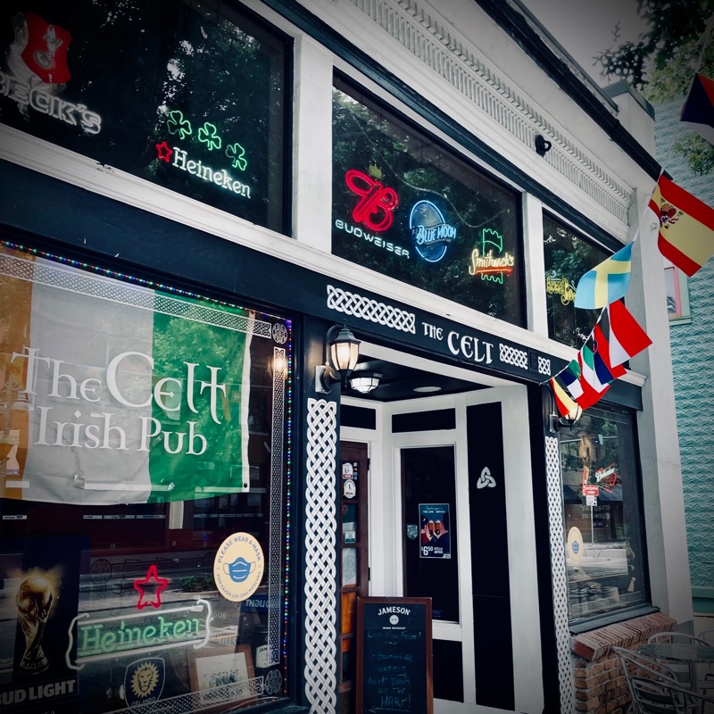 15 Years + Halfway to St. Patrick’s Day = Block Party. Sometimes math is that simple 😉

🍻 Join us tomorrow in raising a glass to turning 15 and being halfway to St. Patrick’s Day

#OrlandosBestPub