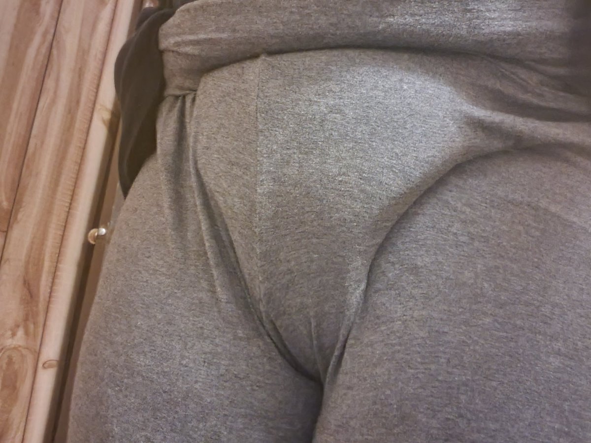 ProtectedJill's tweet photo. If I get $200 sent to my CashApp... I'll show you what my #groinguard #groinprotector looks like on. How tight and close it is to my thick pussy lips. #kravmaga #cuntbudt #cuntbusting #ballbust #ballbusting #findom #femdom
Send it to $ProtectedJill https://t.co/GJ1FE24PEP