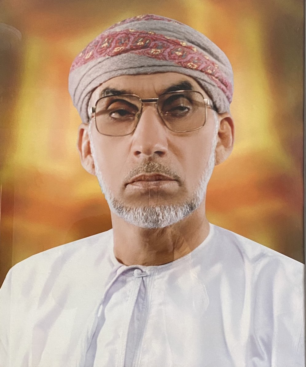 "أسألك يا الله أن تغفر لوالدي وترحمه وتسكنه أعلى مراتب جنتك وأموات المسلمين أجمعين"
"رب اغفر لي ولوالدي رب أرحمهما كما ربياني صغيرا" 
"اللهم اغفر لوالدي وللمسلمين والمسلمات" "اللهم ارحم من مات بالدنيا ولـم يمت بقلوبنا" "اللهم ارحم أبي وأسكنه جنتك"#يوم_الجمعه