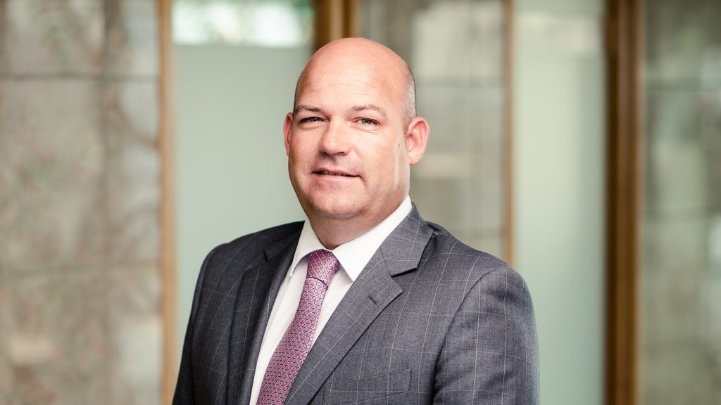 CWMiddleEast's tweet photo. Check out our latest magazine story! A #day in a #life of @KhansahebNews's Ross Trivett! #septemberissue #CWME #khansaheb
https://t.co/Bem4wIdHTD https://t.co/w7IugvChKc