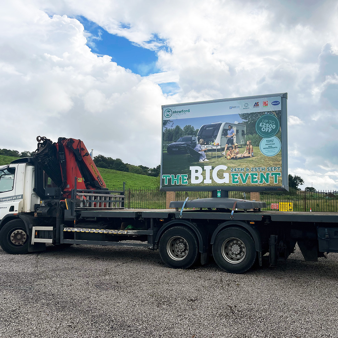 MorgansConsult's tweet image. Another @Trotter_uk in place last week, including our design for @stowford - if you are in need of some temporary billboards get in touch!

#brandimplementation #signage #signs #businesssigns #businesssignage #cardiff #wales #walessigns #billboards #OOH #oohadvertising