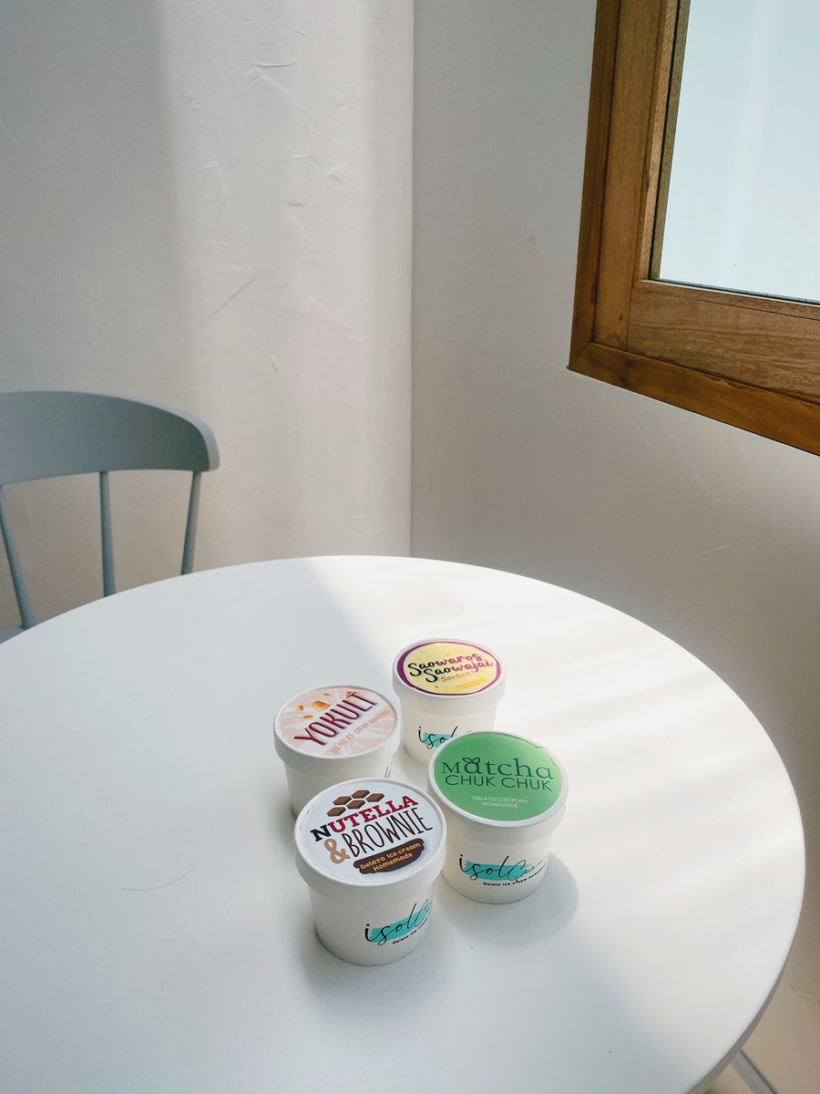 atomkonkon's tweet image. ฝากร้านตัวเองหน่อยครับ   หน้าร้านใกล้จะเปิดแล้ว เป็นร้านเจลาโต้โฮมเมดเล็กๆ  และมี เบเกอรี่โฮมเมด ชื่อร้าน #iSOLCREAM  อยู่ #นนทบุรี แถว #ไทรม้า #ท่าอิฐ #บางรักน้อย ตอนนี้สามารถสั่งผ่าน line man กับ โรบินฮูด แค่พิมพ์ชื่อ iSOLCREAM ก็เจอ #อร่อยบอกต่อ #เจลาโต้