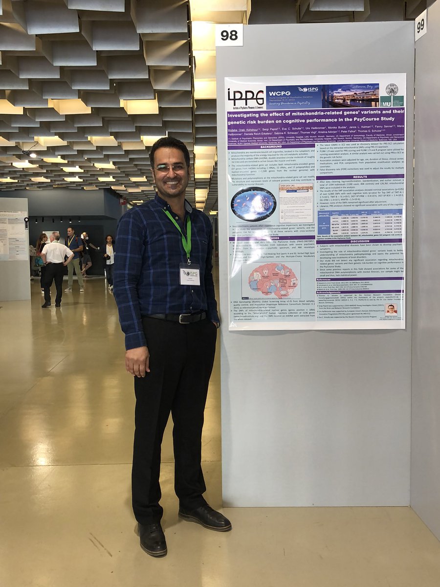 Eva_C_Schulte's tweet photo. #IPPG in action again at #WCPG2022 @ISPGnet !!! Mojtaba Oraki presenting on variants in mitochondrial-related genes in #PsyCourse 🍾🎊🤩 https://t.co/mOD9OdxowS