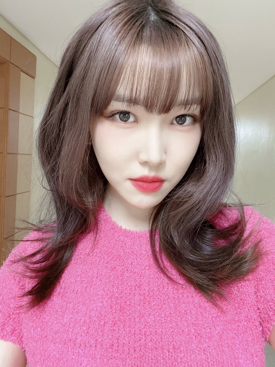 PicsCYN's tweet photo. 🐶💭

#YUJU #유주 #GFRIEND #여자친구 @konnect_YUJU https://t.co/jjKrRlLv0h