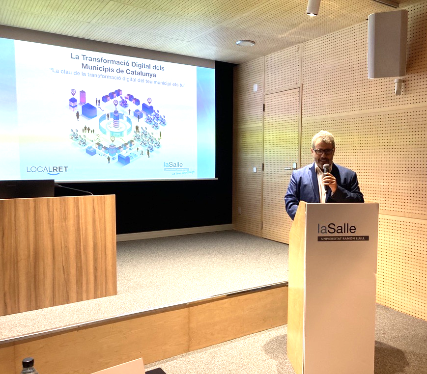 localret's tweet photo. 🔵Avui té lloc la darrera sessió del #PETD, organitzat per #Localret i @LaSalleBCN, on es presenten els projectes finals.

👍El #mónLocal necessita equips professionalment preparats, que siguin el motor de la #transformaciódigital del seu municipi.

#MunicipiDigital https://t.co/RGAtF7RHKy