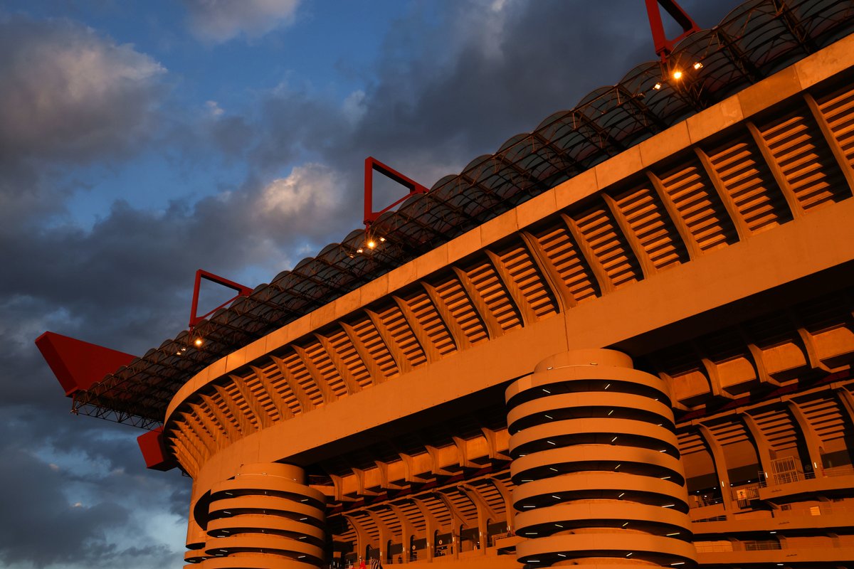 ActuFoot_'s tweet photo. L'Inter et Milan ont décidé de démolir San Siro pour la construction d'un nouveau stade qui sera prêt en 2027. 😢🏟️

(Gazzetta) https://t.co/Ux5RT0NPWX