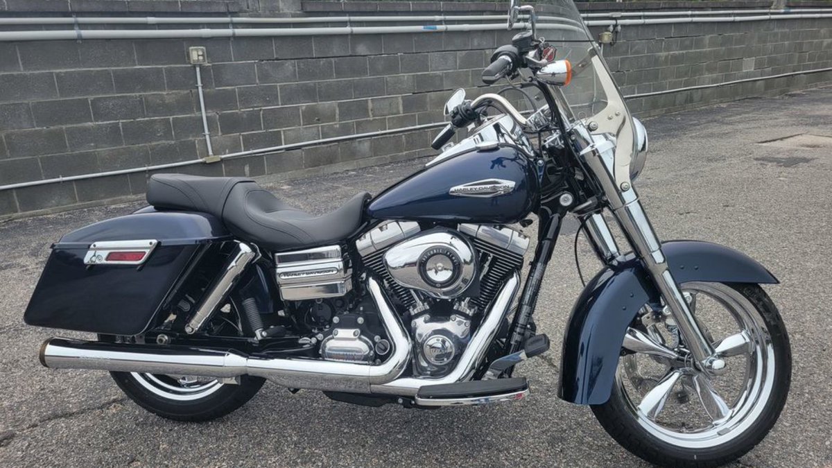 chopperexchange's tweet photo. This 2013 Dyna® Switchback has been ridden only 524 miles! How many miles have you put on your bike so far this season?
#Chopperexchange #HarleyDavidson #DynaSwitchback #CustomBikes #OpenRoad #HarleyFamily #HarleyLife #TwoWheels #ThrottleNation https://t.co/ySe8uuFrCW