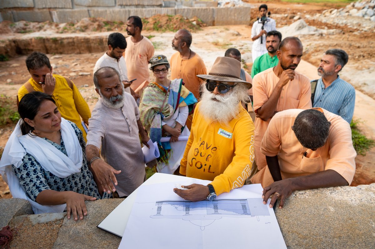 ishafoundation's tweet image. Preparations are on in full swing at Isha Yoga Center, Bengaluru for the upcoming Naga Pratishtha on 9 October.