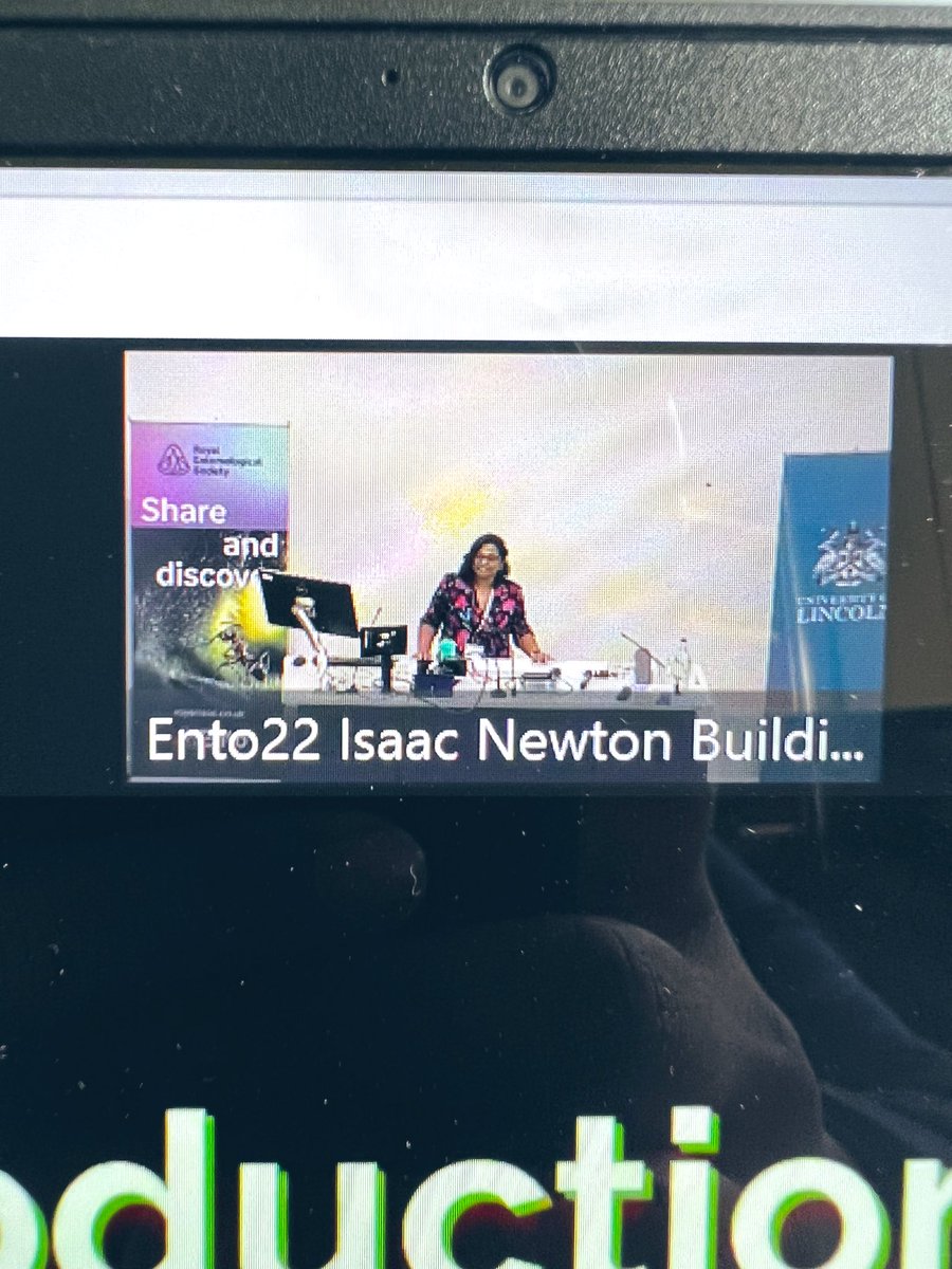 JPuniamoorthy's tweet photo. Watching my sister @Nalini_DrP give a plenary talk for #Ento2022 on studying insect reproductive evolution and diversification.

Kudos also to her lovely lab team who have done such cool work.

🙌🏾👍🏾🖖🏾🤘🏾 https://t.co/nTn1KzmuaG