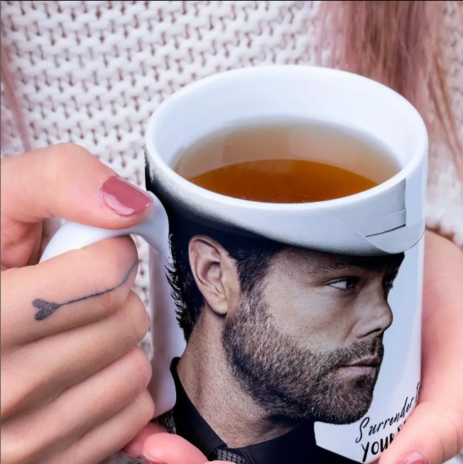 Franki3W's tweet photo. Starting my day right with a cuppa awesome!!
@jarpad #Walker #SurrendertoYourself #JaredPadalecki https://t.co/TQQZQQc4JQ