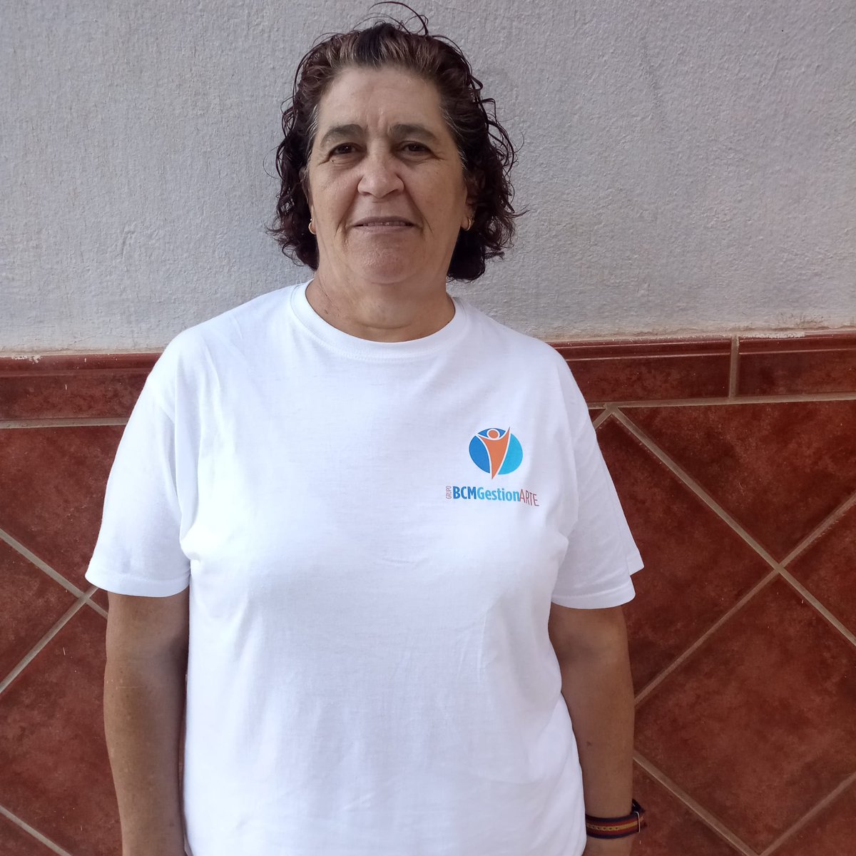 asociacionnaim's tweet photo. Os presentamos a Rosi,todo un ejemplo de perseverancia y superación.¡HOY HA COMENZADO A TRABAJAR COMO PERSONAL DE AYUDA A DOMICLIO!
#Implica2Málaga en la ZD #LaCorta,enmarcado en  #ERACIS,subvencionada por #UniónEuropea y por la @igualdadand y cofinanciado por @ue_andalucia  #FSE https://t.co/ic2yezzBhH