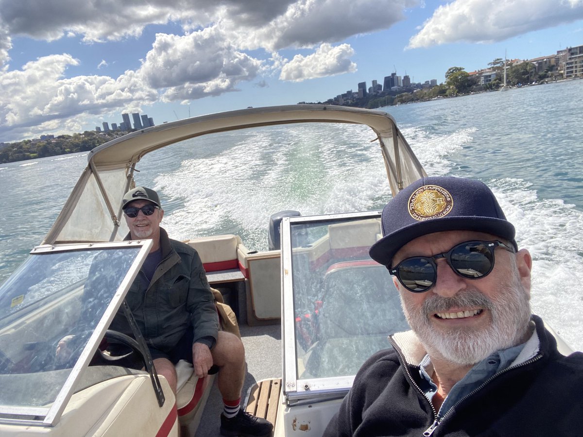 Sam Neill tweet media