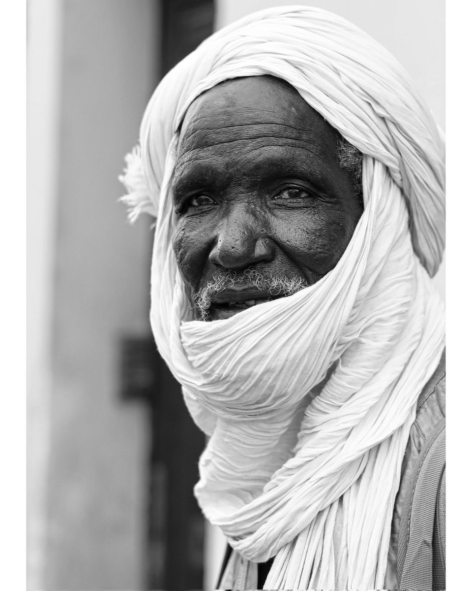 ericdesort's tweet photo. Au détour d'une rue...
#photooftheday #PHOTOS #photoderue #streetphotography https://t.co/brlGnF6zCK
