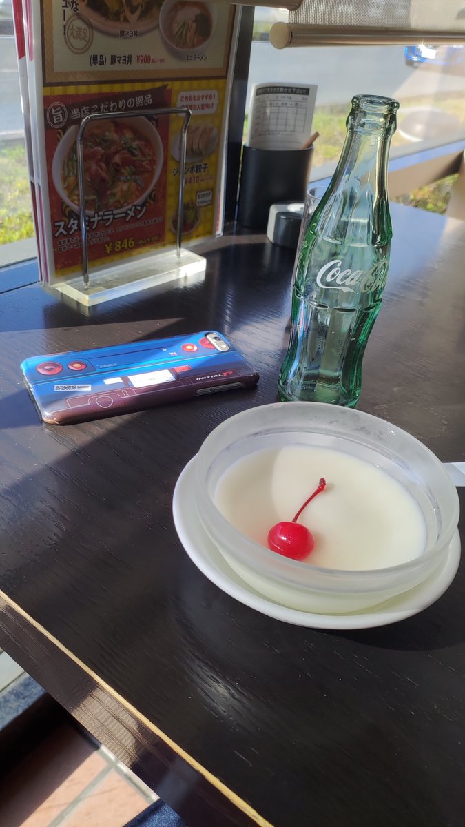 PLUTONIUMOK's tweet image. Today's meet with PREMIUM JAPAN Funatsu san and FDJ drifter friend @Yuta_Komatsu_KR #chasedreams #plutonization #bakusoupluto #杏仁豆腐 @ZChallenger_HK @revtovertex