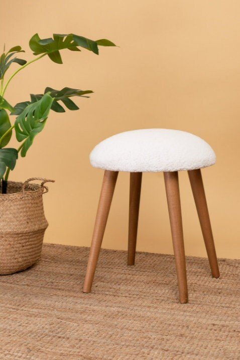 StoolSales's tweet photo. Excited to share the latest addition to my #etsy shop:Makeup Pouf,White Stool, Makeup Stool, White Puff, Decorative Pouf #whitestool #whitepouffe #barchair #whitechair #makeupchair #makeupstool #etsyshare #etsyfinds #etsygifts  https://t.co/90d5gxZdG2 https://t.co/dWDzjQW0Qi https://t.co/Tmx1KTV0jZ
