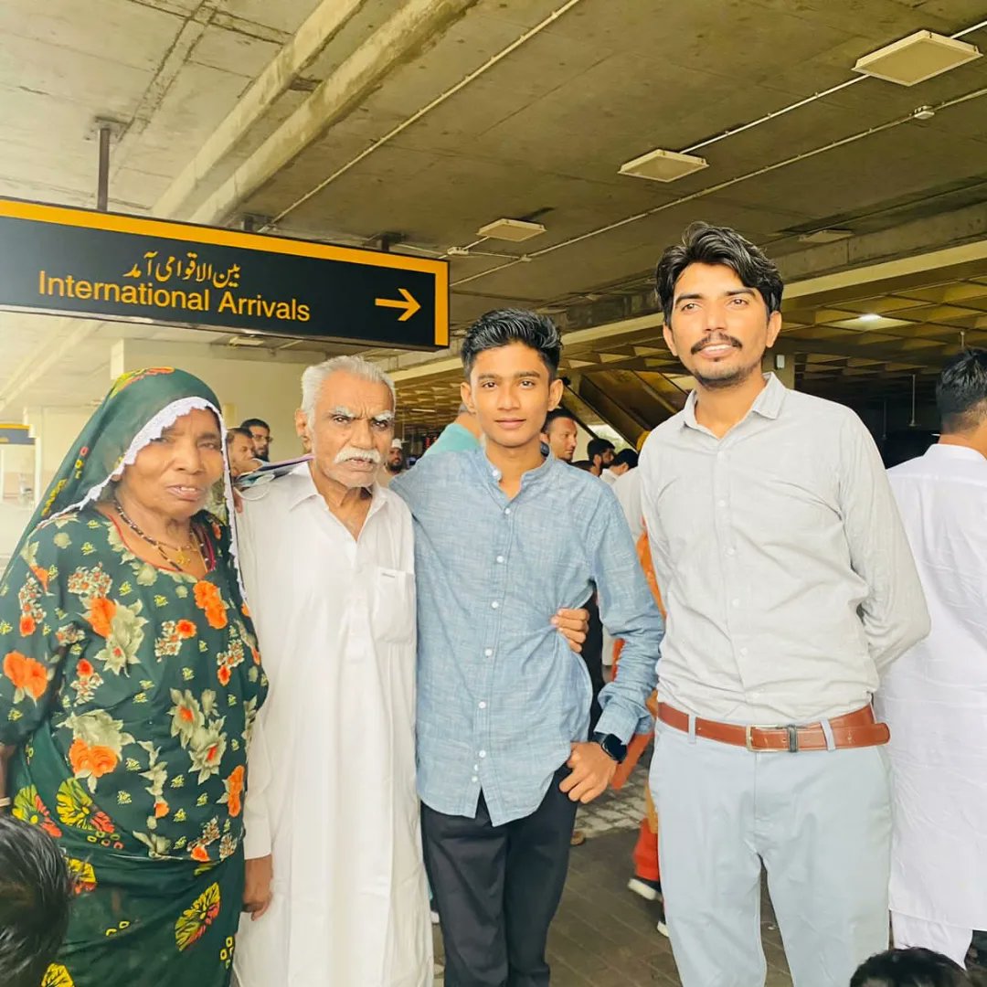 vijay_kumarvk's tweet photo. Hardworking and consistency make your dream true, 
My Nephew Mahesh Kumar travelling to Hungary Budapest For Higher education in Medical Sciences through Scholarship. https://t.co/flg6dGsKqM