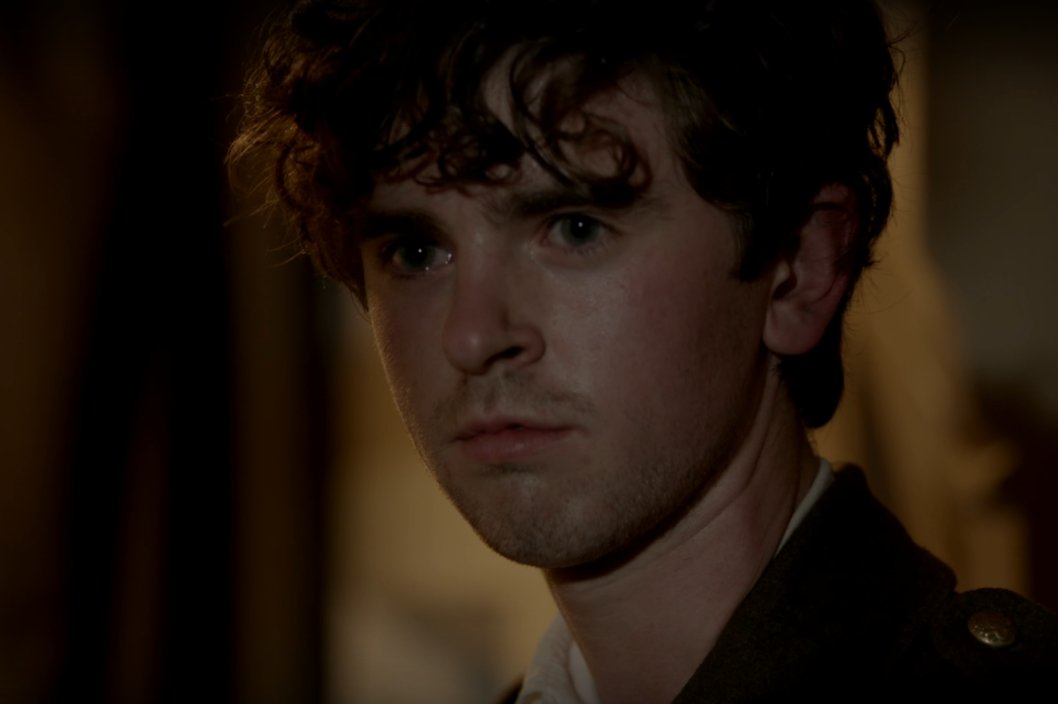 prayers4Bom's tweet photo. #FreddieFriday
#VictorBeingLovable
#JustLOOKatHim
#PetitionForSeason2 #CloseToTheEnemy
#SomeoneGiveThatLadAHug
#FreddieHighmore https://t.co/SLkjodMCfd
