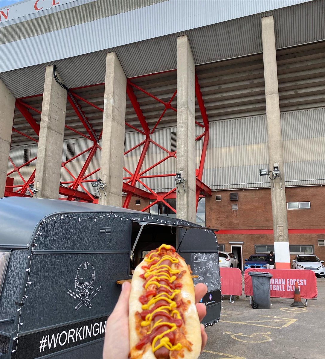 wmkstreetfood's tweet image. The fanzone will be open from 5pm till 7.30pm before tonight&apos;s game.And we teamed up with our friends at @doughnotts_official to bring you these mighty #NFFC doughnuts 🙌🏻🙌🏻 look at them man 😮‍💨😮‍💨🙌🏻 also as per we&apos;ll be firing out our (now world famous) #pizzadogs @TrentNavigation