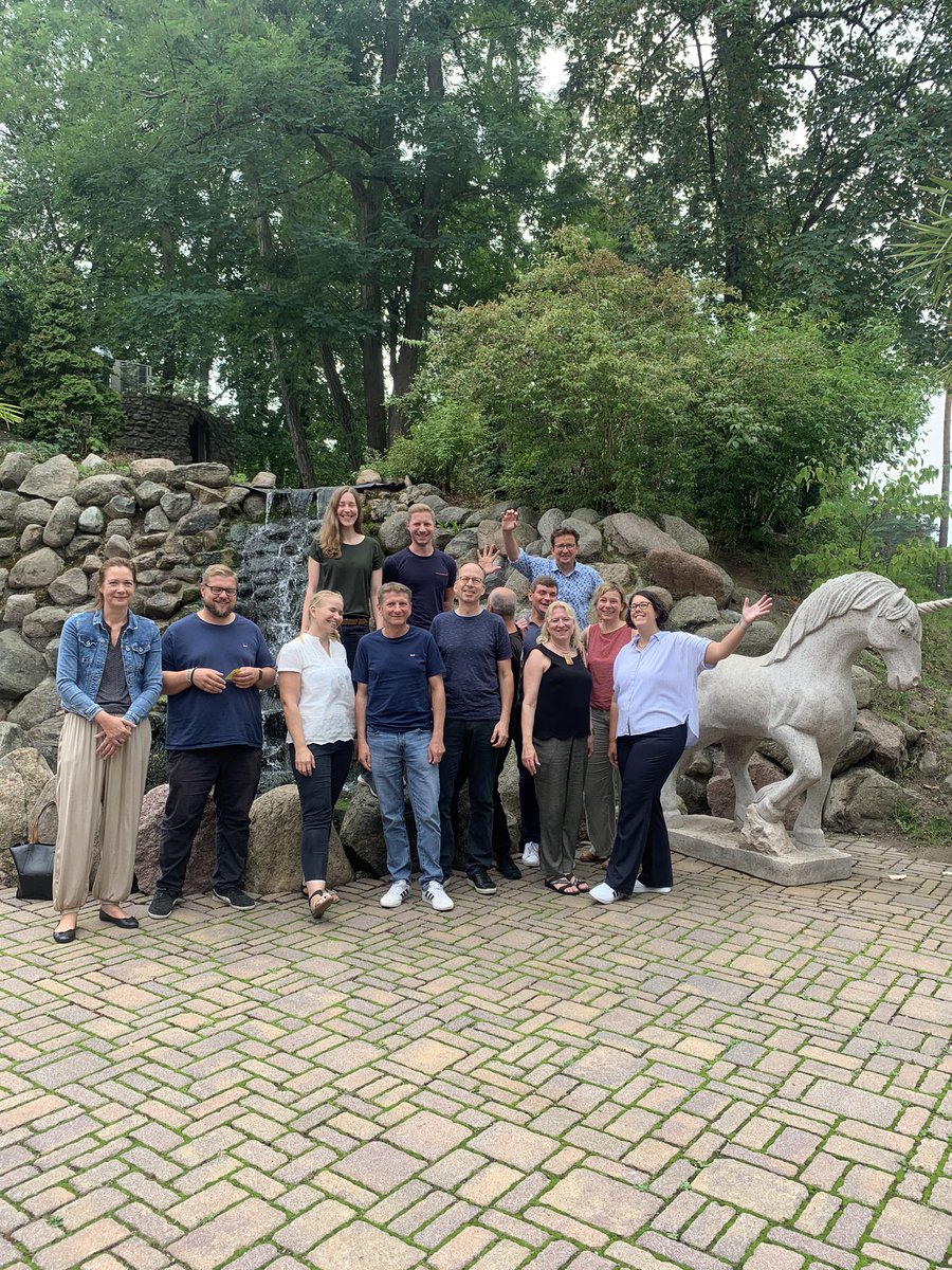 Frieder Soeling (@fsoeling) on Twitter photo Wer Ideen hat oder Lust hat mit uns in den Austausch zu treten, kann uns gerne eine Mail an ideenlabor@bsr.de senden. <a href="/ideenlabor/">BSR ᴉdeenlabor</a> Wer Ideen hat oder Lust hat mit uns in den Austausch zu treten, kann uns gerne eine Mail an ideenlabor@bsr.de senden. <a href="/ideenlabor/">BSR ᴉdeenlabor</a>