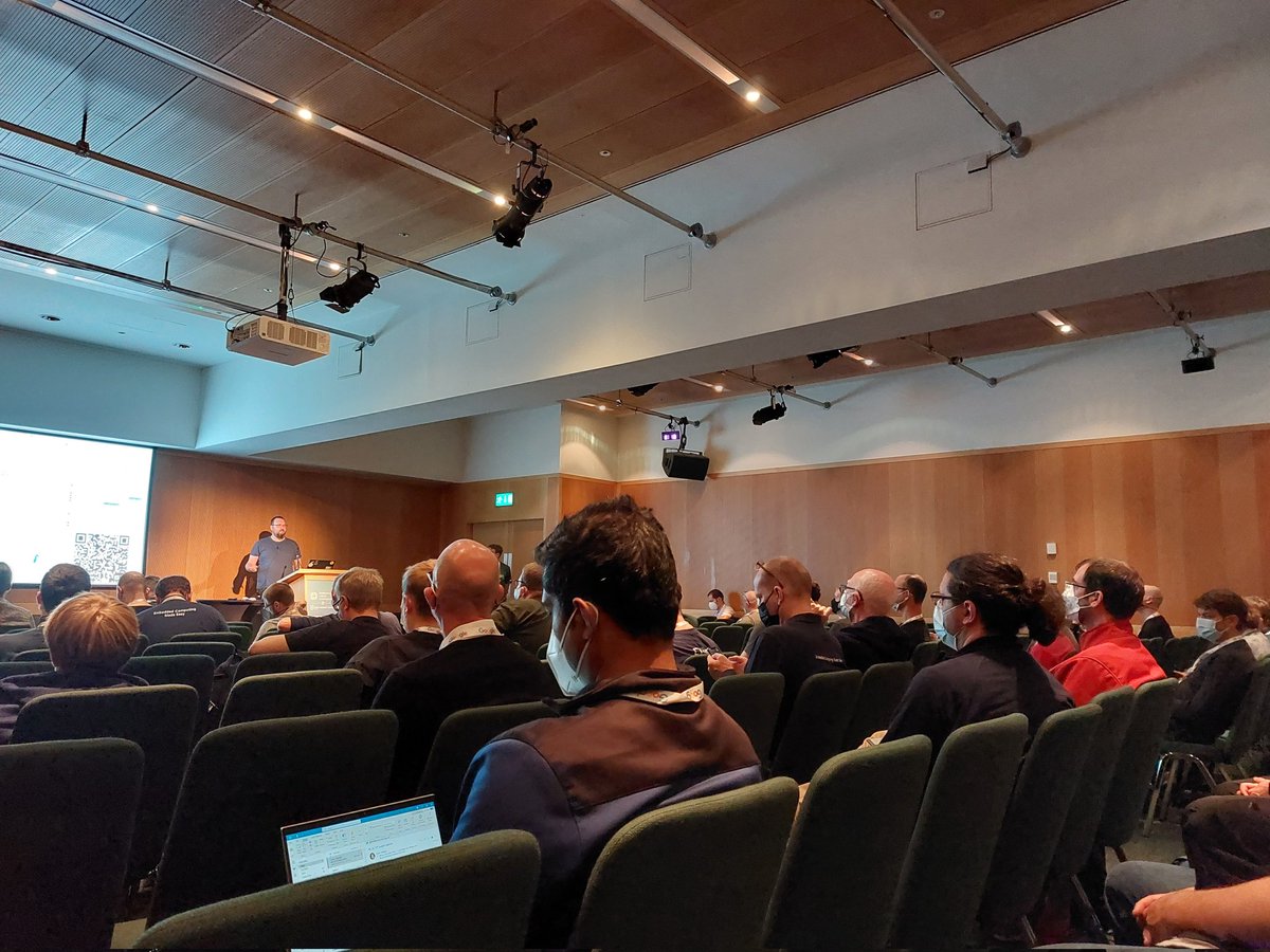 Marta Rybczyńska (@mrybczynska) on Twitter photo #OSSummit Board test BoF started with a nearly full room #OSSummit Board test BoF started with a nearly full room