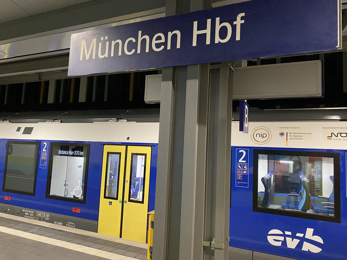 Alstom's tweet photo. New global milestone for clean, alternative drives in rail transport: Alstom’s Coradia iLint successfully travels 1,175 km without refueling #hydrogen tank

More about our #emissionfree journey from Bremervörde to Munich Main station: https://t.co/tMWl1pizWf

#mobilitybynature https://t.co/Dg0y4aC8Nc