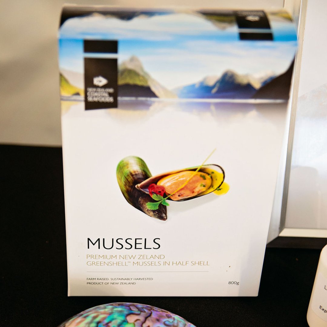 NZCS_ASX's tweet photo. Greenshell mussels are an ancient delicacy in Aotearoa, New Zealand. 

They are high in protein, low in fat and provide a source of Omega 3s.

Inquire about bulk-buy options here -> https://t.co/PYLuuWyzQM

#nzcs #newzealandseafood #asx https://t.co/69HiS8ZhK6