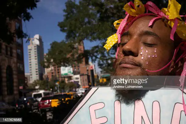 JasonCPeters's tweet photo. I am a creative genius! One of the models from my NYFW Show! #nyfw #jasoncpeters #jasonchristopherpeters #gettyimages #model #nyc https://t.co/s5QTM5Mrea