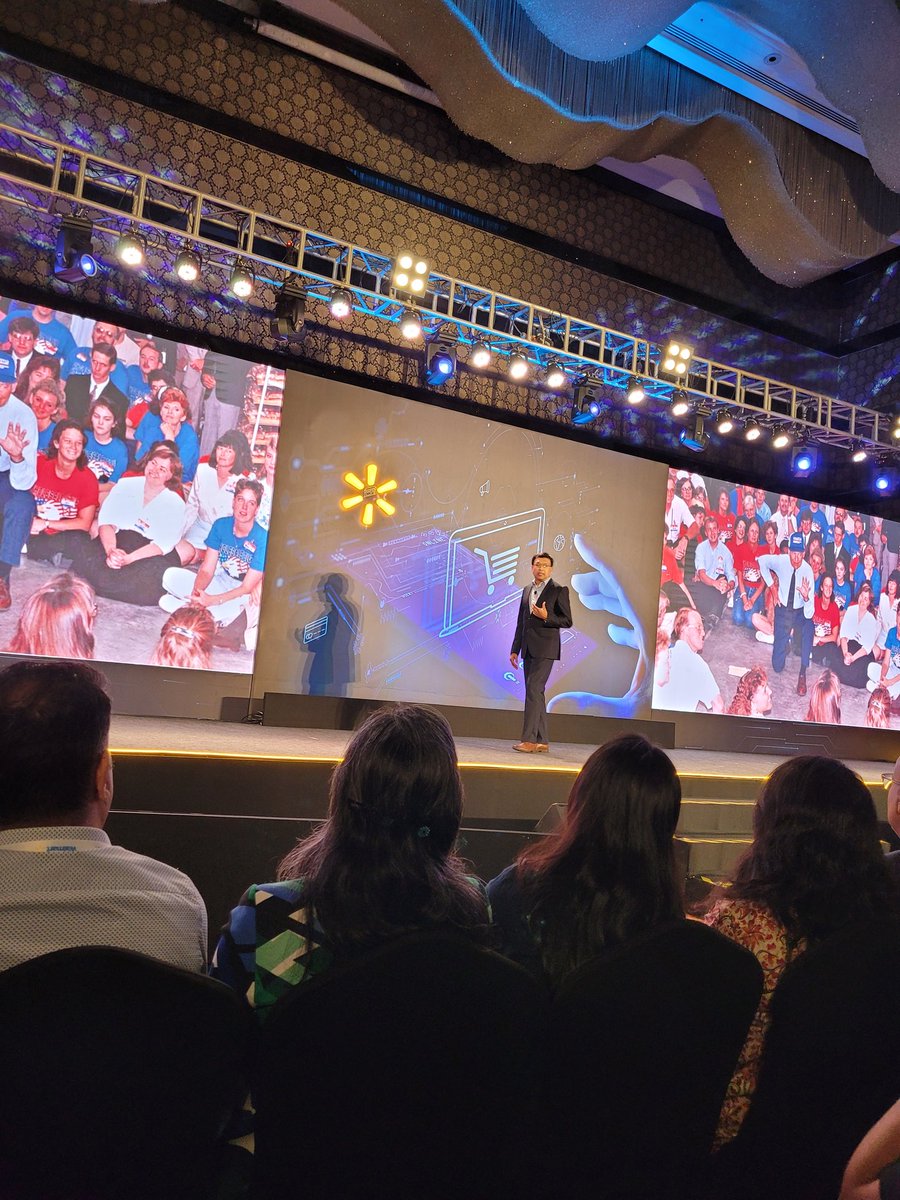 raulkoul's tweet photo. Another great event @Walmarttech https://t.co/HGvsjIRnPG