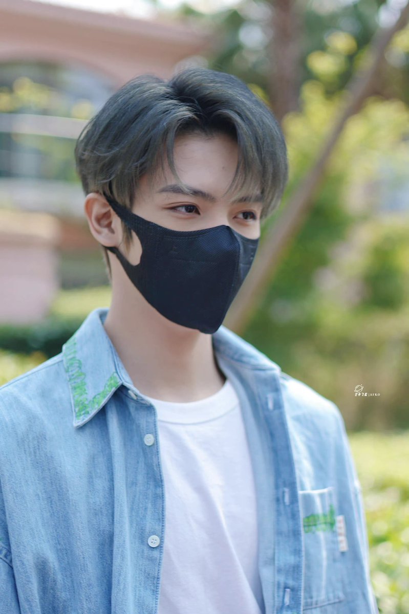 Nukie0503's tweet photo. เมื่อตะหนูทำผมสีนี้ ใจชุ้นนั้นนนนน
นวย ไปหมดแย้วครับ 

#หลัวอีโจว  #罗一舟   
#루오이저우 #LuoYizhou
#Cpop #IXFORM #FORMIX https://t.co/JnllwX95K1