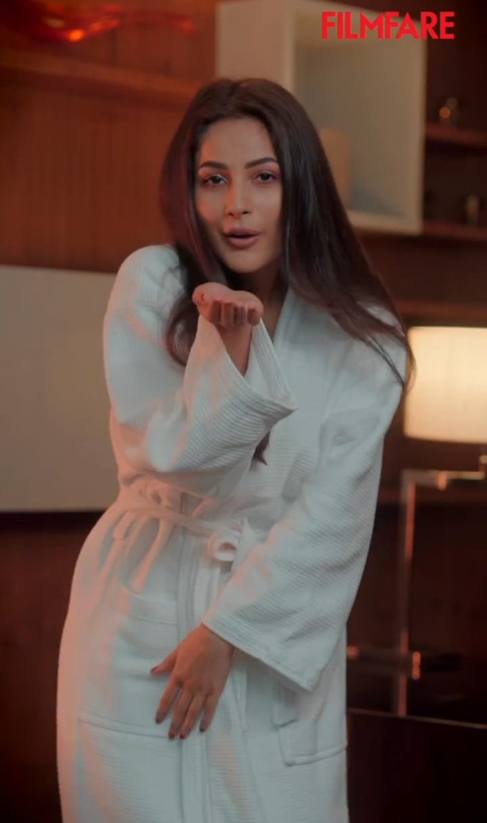 she even slayss in a bathrobe 💯

#ShehnaazGill #SidNaaz #SidNaazForever 
.
.
<a href="/ishehnaaz_gill/">Shehnaaz Gill</a>