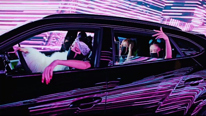 lalisasgal's tweet photo. They made us shut down 🥹
#blackpink #BornPink #shutdownmv https://t.co/rZurWwQNPd