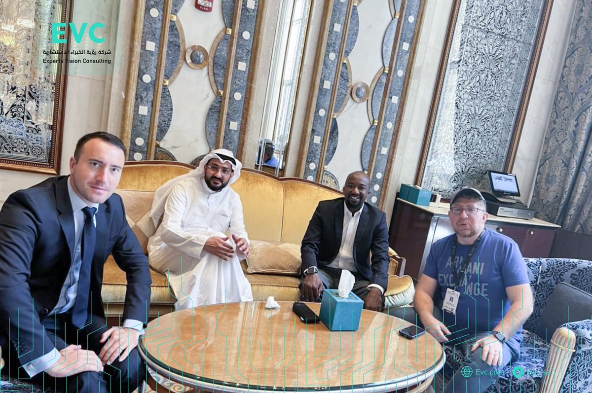 evc_sa's tweet photo. جانب من مشاركة الرئيس التنفيذي الدكتور باسم ظفر في #القمة_العالمية_للذكاء_الاصطناعي ولقائه بعدد من الخبراء والشركات التقنية العالمية؛ مما يجسد رؤية الشركة في تحقيق الريادة في مجال الذكاء الاصطناعي، وقيادة التحولات والابتكارات المستقبلية في المملكة. https://t.co/v7R6fX2Az4