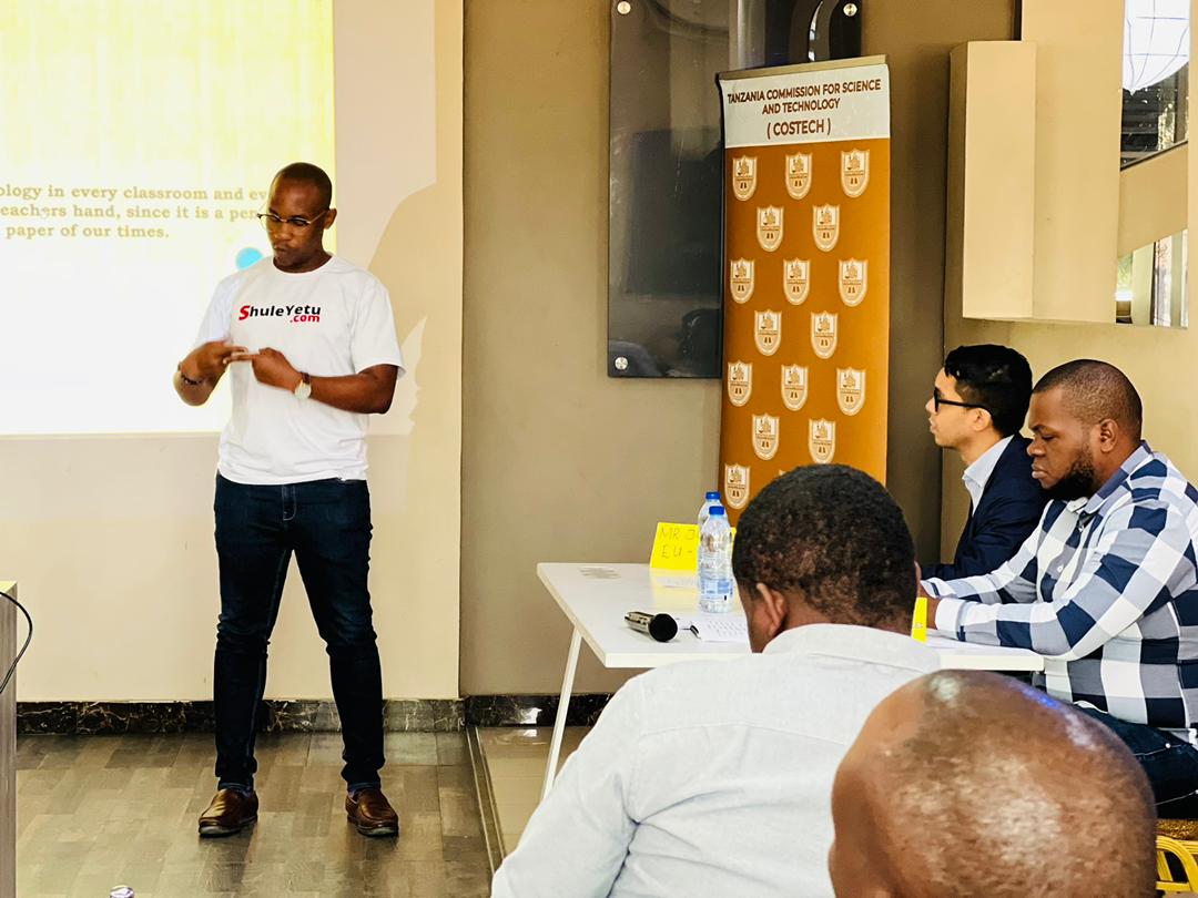 We're excited to be joined by @SmartDarasa @daktarimkononi the 2 winners of #BOOSTUP2022 competition who will be going to compete with other startups at the African stage in @SA_innovation in Capetown, SA. Thank you judges from @EUinTZ @UNCDF Tz @VenturesSahara @costechTANZANIA
