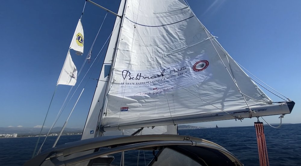 Connaissez-vous le #pirateblanc #voilesblanchesbettimask ? Une chasse au trésor entre Marseille et Menton menée au profit des enfants hospitalisés @FondationLenval
Chaque jour en septembre sur #YouTube une nouvelle vidéo sur la chaîne Les Voiles Blanches.
youtube.com/watch?v=DI4-X7…