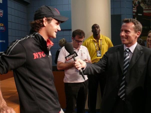 JasonDasey's tweet photo. Wishing @rogerfederer all the best for his retirement after an unprecedented career in terms of skill, success and grace. Photo from 2008 @usopen #RogerFederer #Federer #fedexpress #retirement https://t.co/Vii3KQ2KfQ