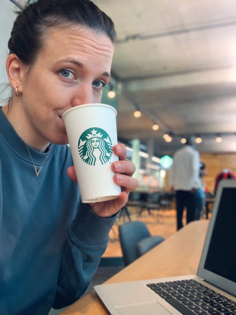 Laura Sirucek tweet media