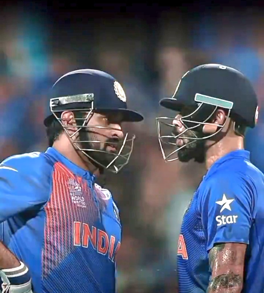 SwetaTweets8's tweet photo. Show me better duo than this when it comes to running between the wickets, I'll wait. @imVkohli https://t.co/oWw6ZMrKgI