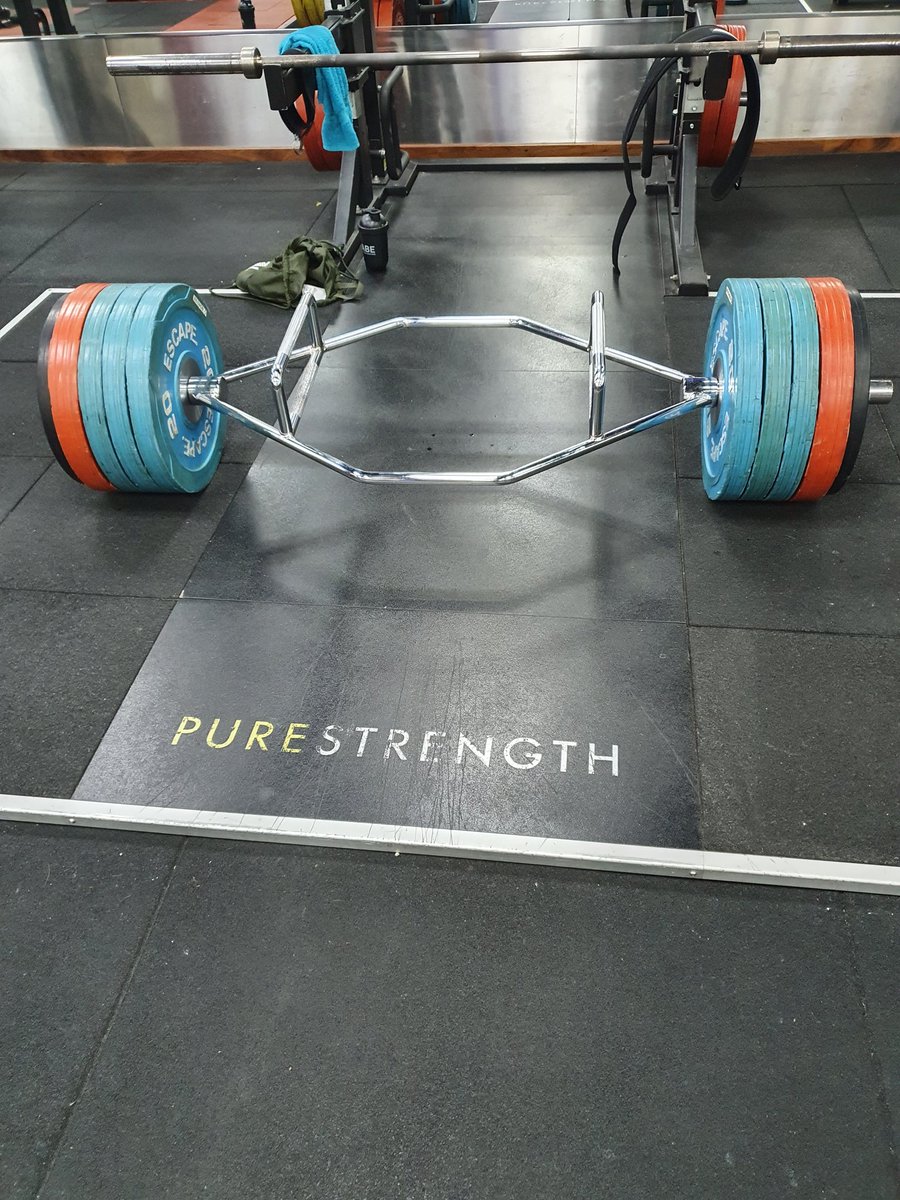 Stu_Lambert's tweet photo. Project 500! 500 pounds (227 kg) by christmas. Built to 205kg this morning which was fun. https://t.co/sjSGkNGFg3
