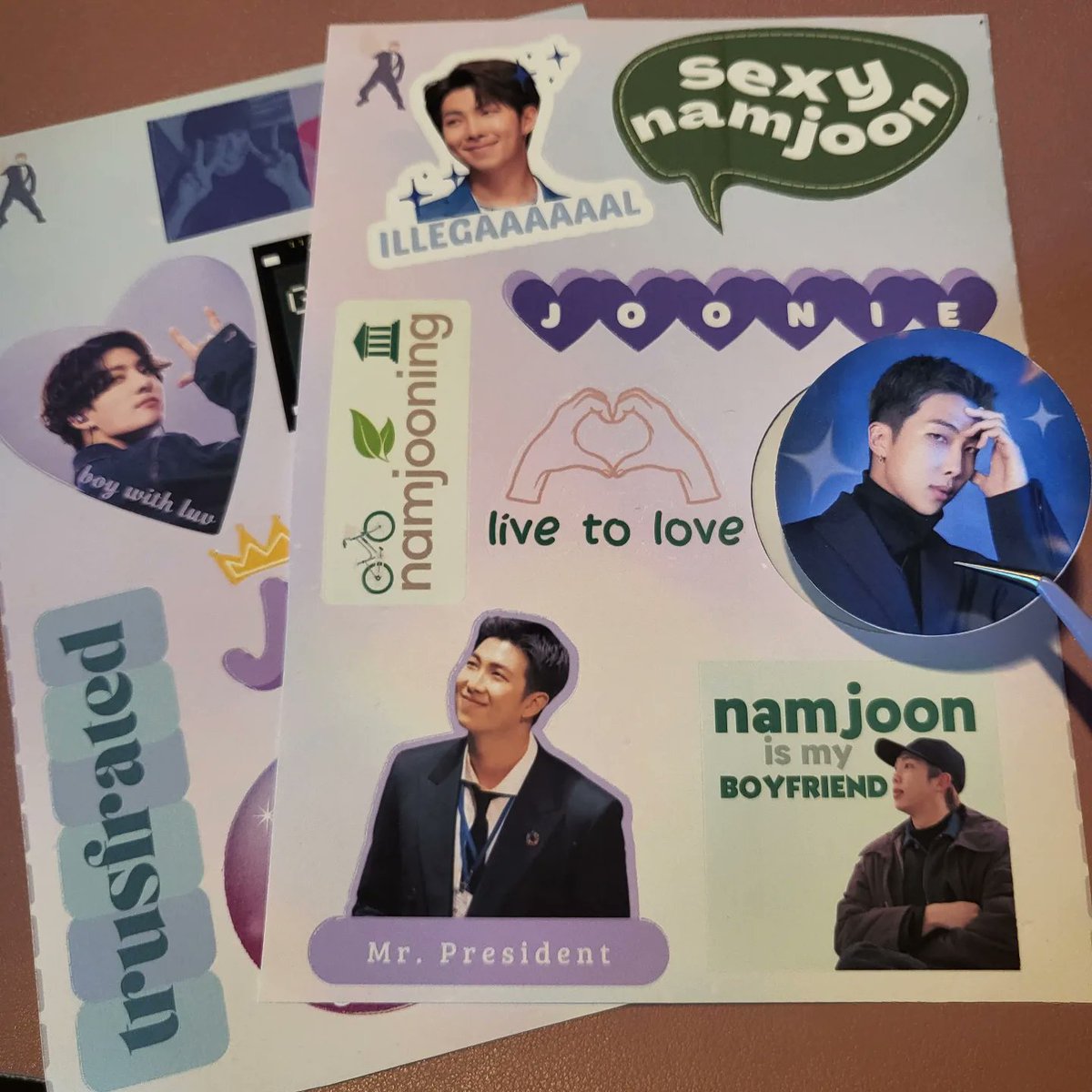 maknaenaeph's tweet photo. Sticker sheets with luv 💖 Get them in our Namkook kits, available til end of September 🤗 #MaknaenaePH 

https://t.co/HnjxuEvA9a

Wts lfb ph namjoon jungkook rm jk https://t.co/plMB0prYzw