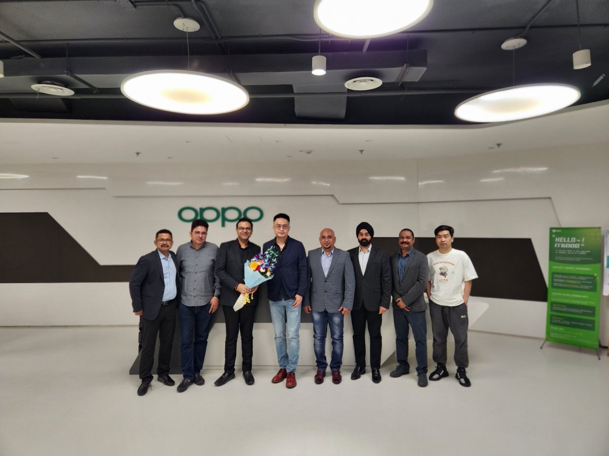 AimraIndia's tweet photo. #AIMRA India's continued dialogue with brands @XiaomiIndia @Vivo_India @OPPOIndia &amp; @realmeIndia for upcoming festivals seems promising for consumers &amp; retail partners; brands ensured adequate inventory, parity on price &amp; offers; looking forward to a grand celebration ahead. https://t.co/4s0HI6OGMO