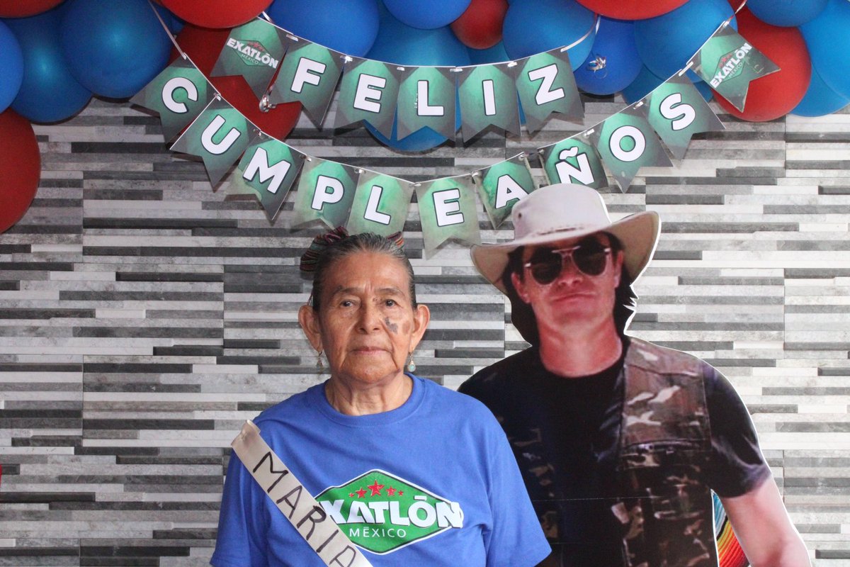 acsa_pc's tweet photo. @elcapiperez @LAURAGII @anetteoficial @KristalSilva_ hoy mi abue cumple 78 y celebra con #FiestaAzteca 💃🏽 https://t.co/BFLnEvZJo9