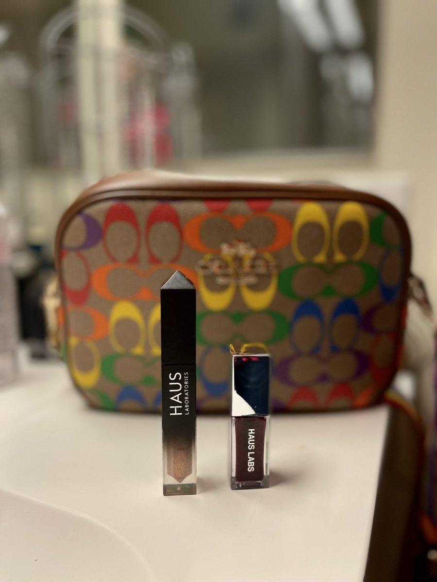 JerryGaga18's tweet photo. Behold @hauslabs your long lost sister #HausLaboratories 🥹🫶🏼✨.  Name a better duo🔥. https://t.co/2IzdLjfghN